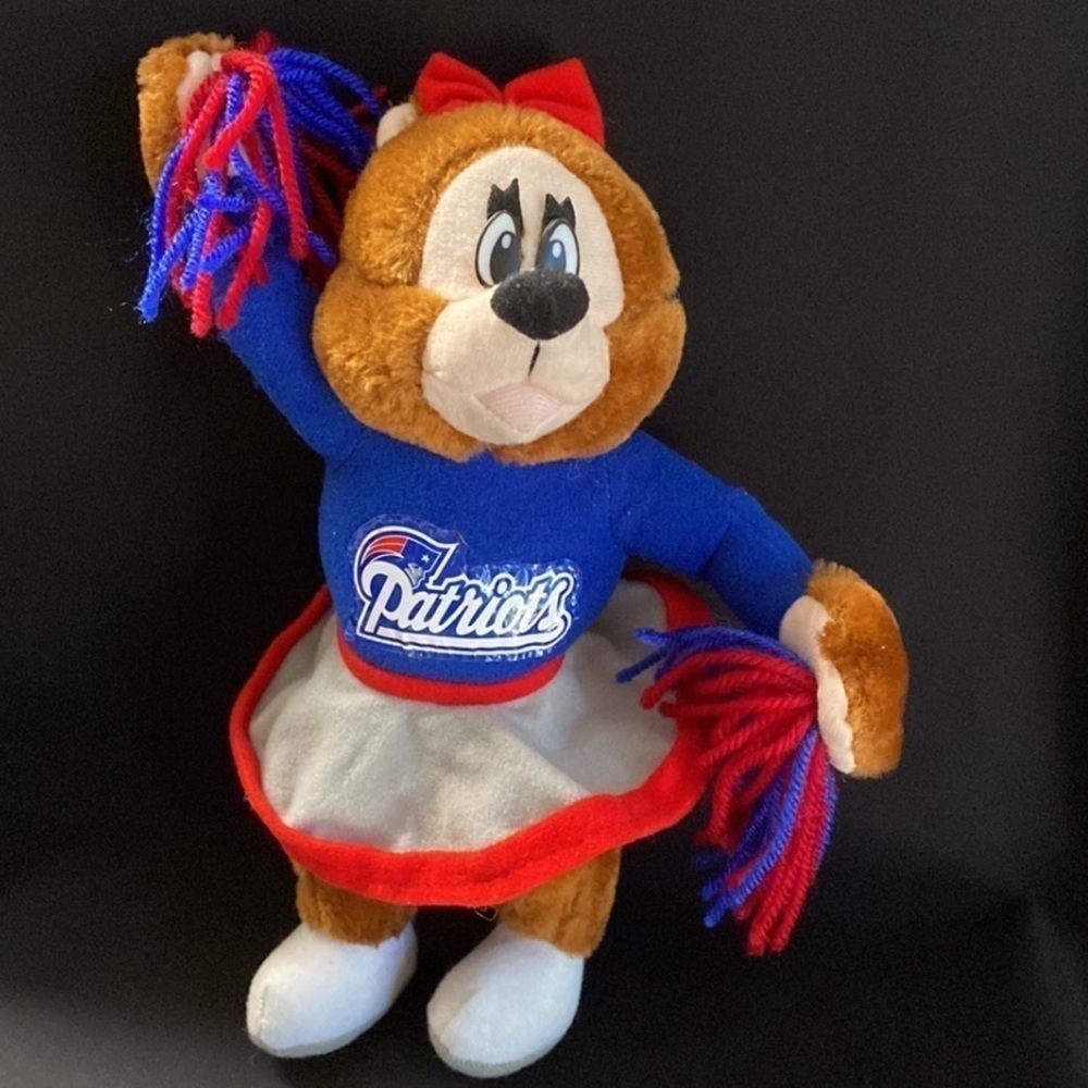 NFL football New England Patriots Cheerleader Bear Plush 90s silver earrings nwt